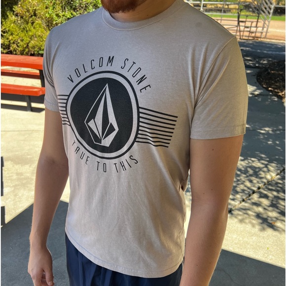 VOLCOM MEN STONE TRUE TO THIS NUDE BEIGE T SHIRT ROCK HARD MOUNTAIN STRIPE TAN M - Picture 6 of 16